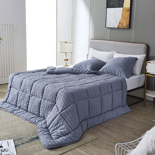 Puckery Wrinkled Comforter Quilt
