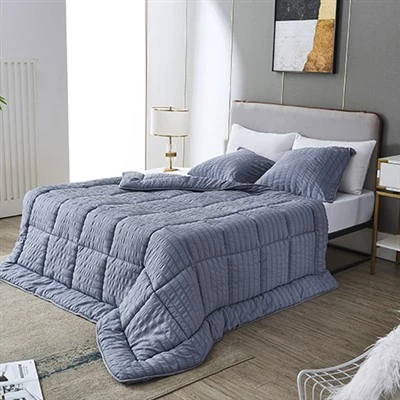 Puckery Wrinkled Comforter Quilt